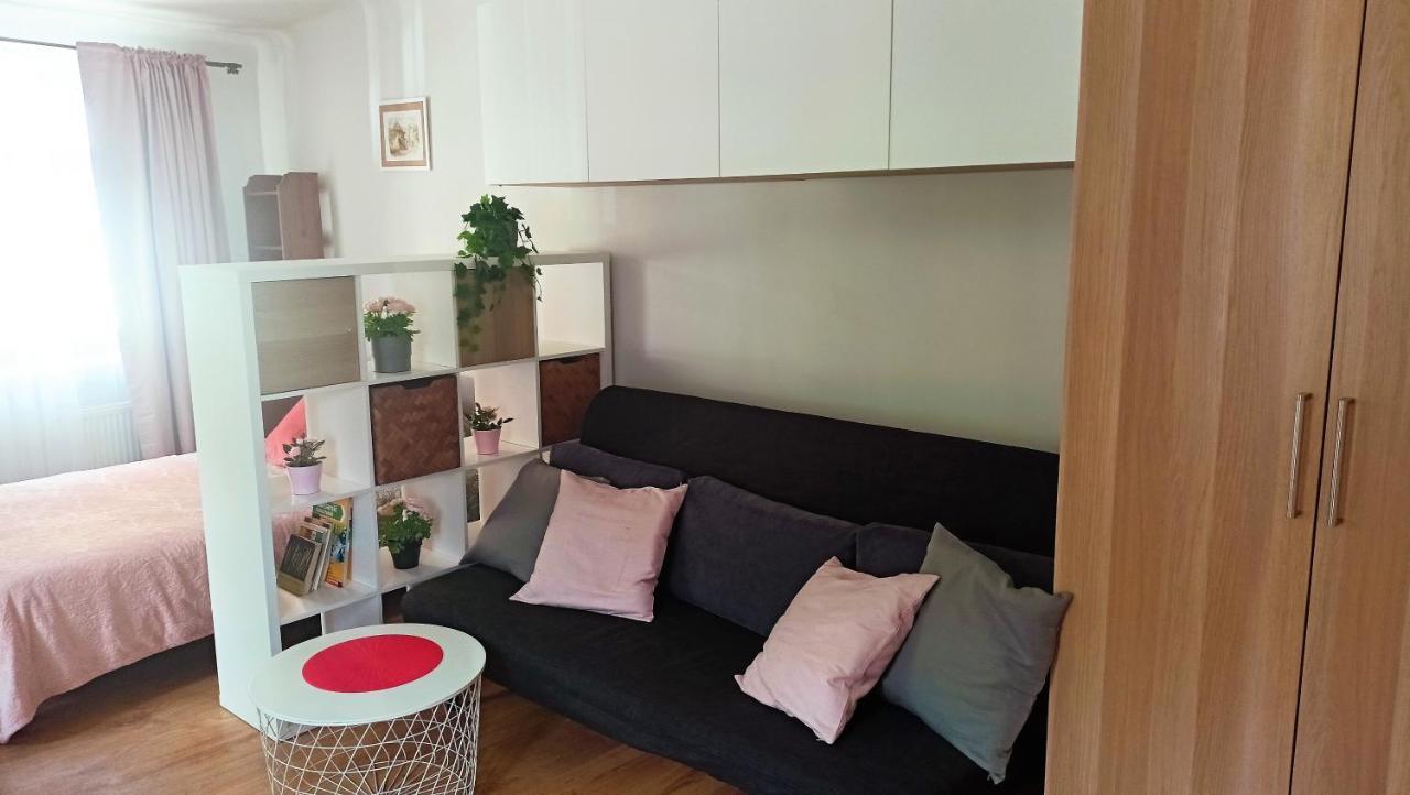 Apartament Malinowy Swietoduska 12 Люблин Экстерьер фото